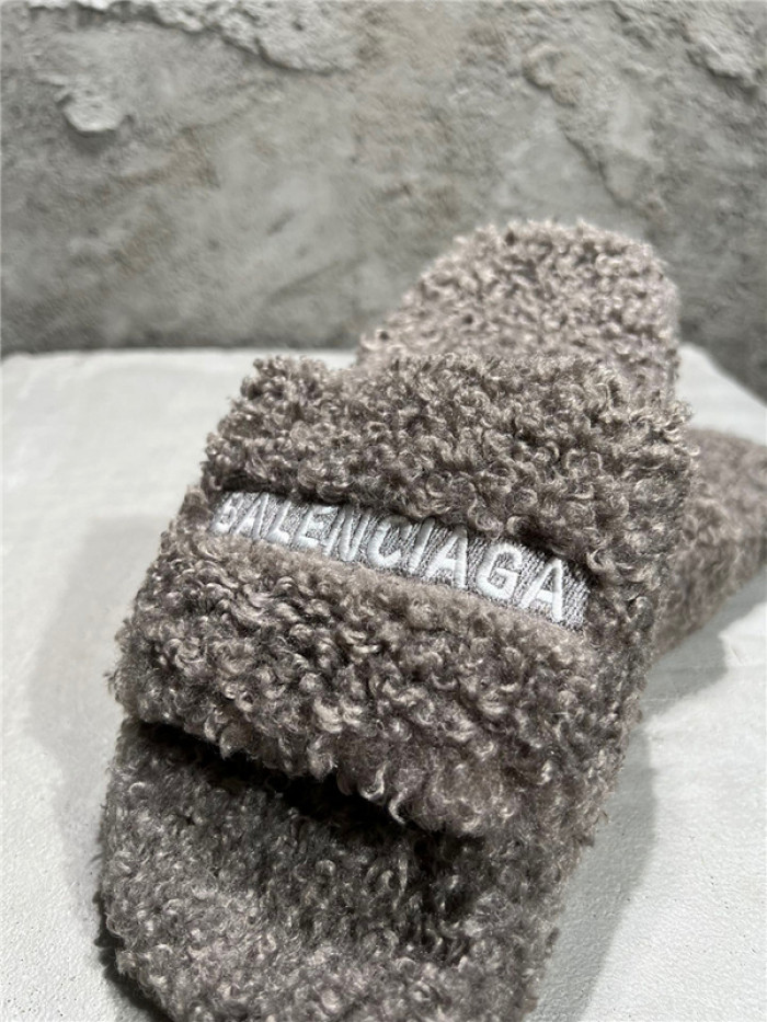balenciag* sandal bs56