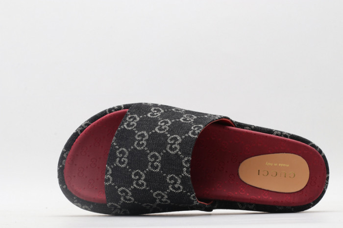 G*u*i* sandal75