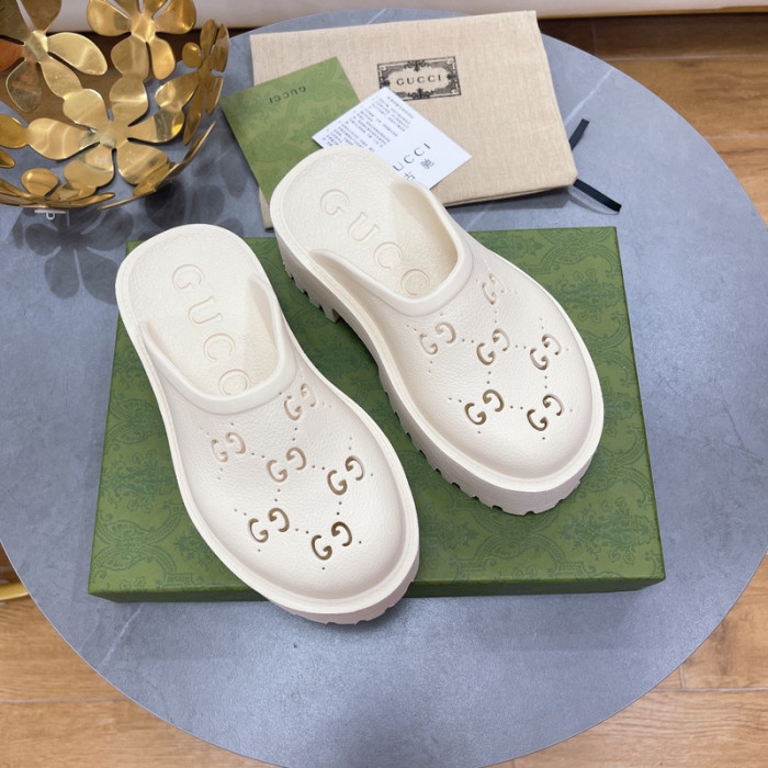 G*u*i* sandal105