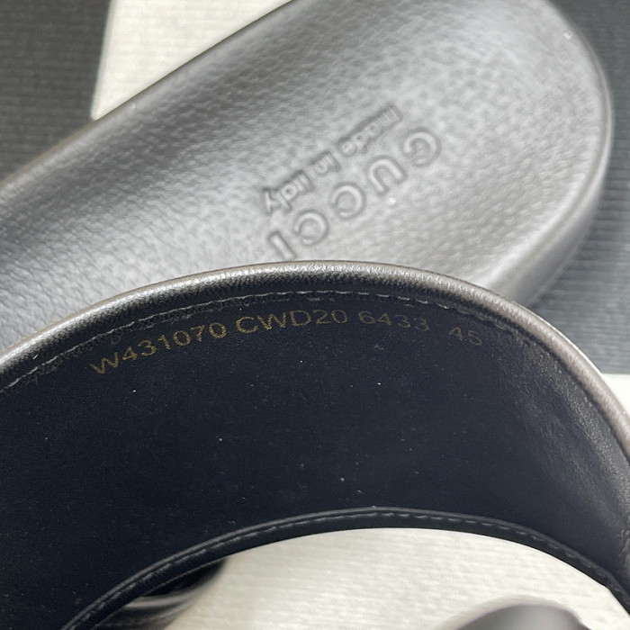 G*u*i* sandal97