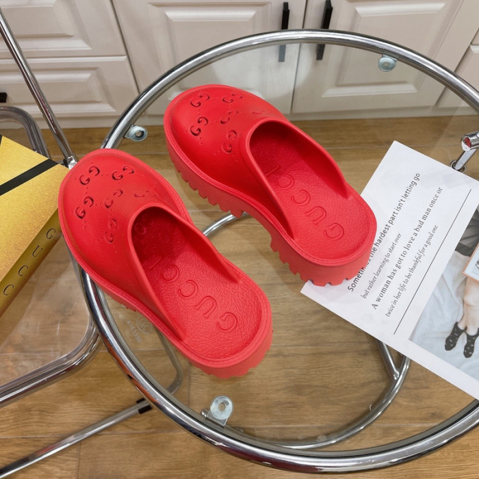 G*u*i* sandal108