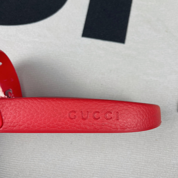 G*u*i* sandal96