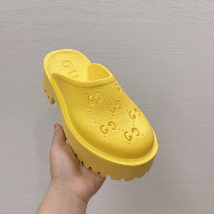 G*u*i* sandal109