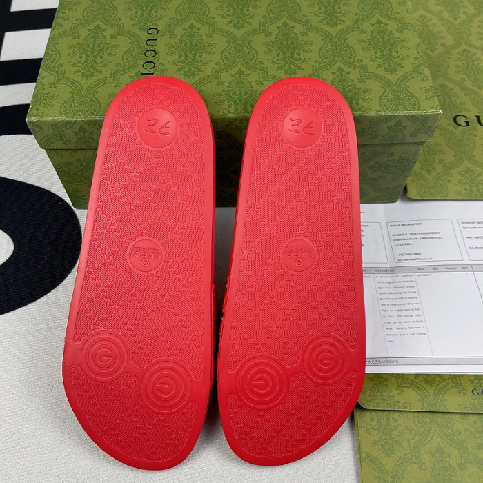 G*u*i* sandal96