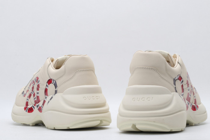 G*u*i* rhyton sneaker