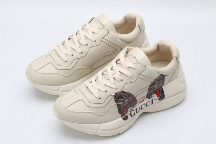 G*u*i* rhyton sneaker