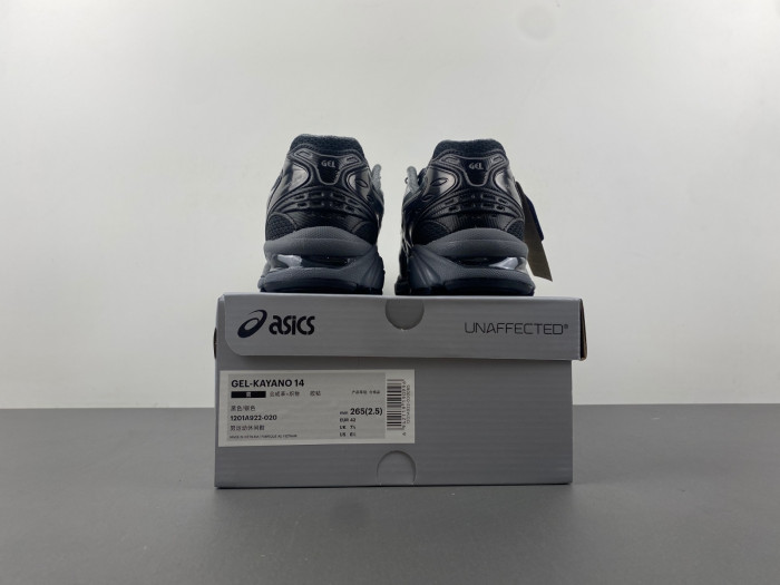 As*ic*s sneakers 1203a019