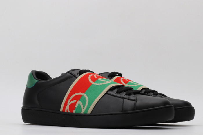 G*u*i* ace sneaker