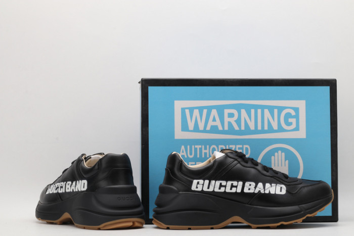 G*u*i* rhyton sneaker