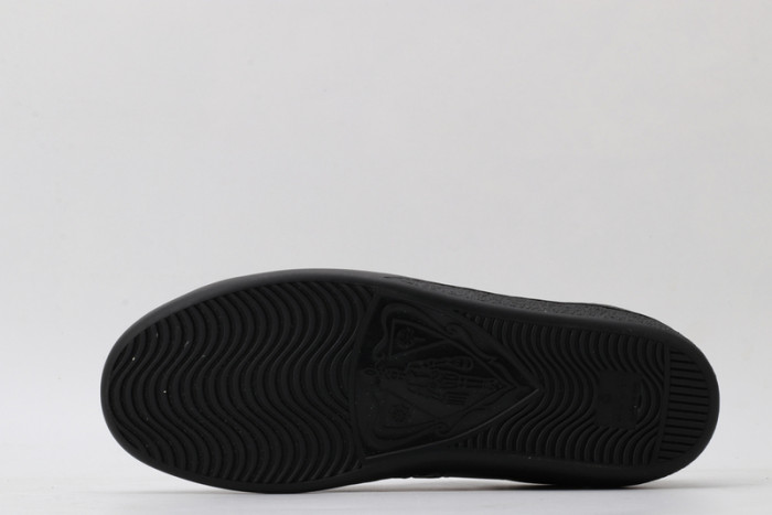 G*u*i* ace sneaker