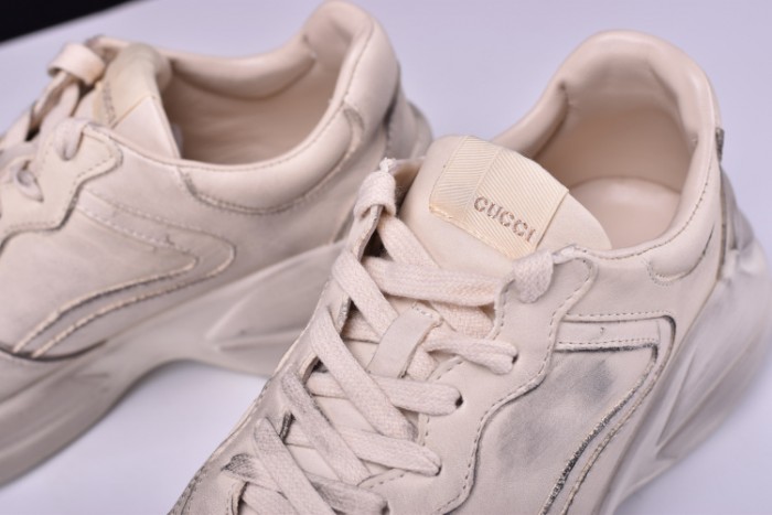 G*u*i* rhyton sneaker