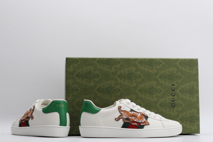 G*u*i* ace sneaker