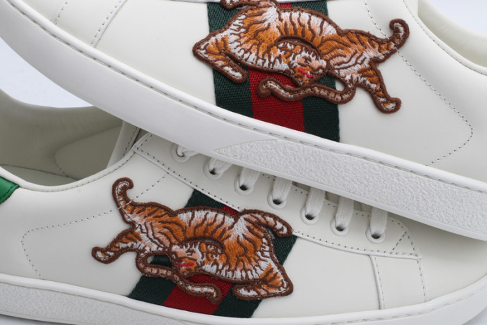 G*u*i* ace sneaker