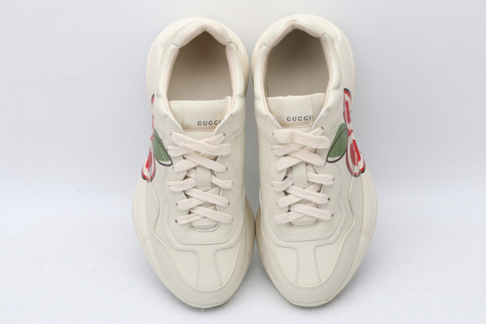 G*u*i* rhyton sneaker