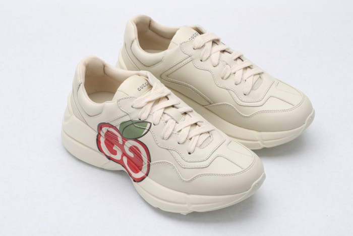 G*u*i* rhyton sneaker