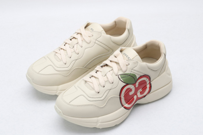 G*u*i* rhyton sneaker