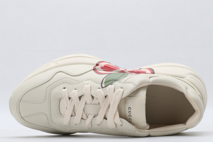 G*u*i* rhyton sneaker