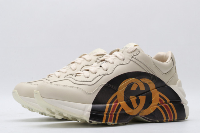 G*u*i* rhyton sneaker