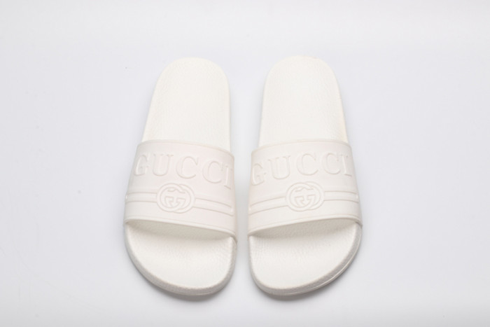 G*u*i* sandal66