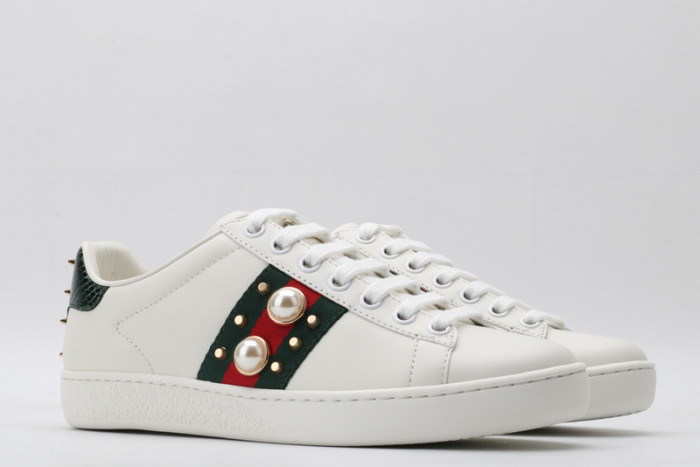 G*u*i* ace sneaker