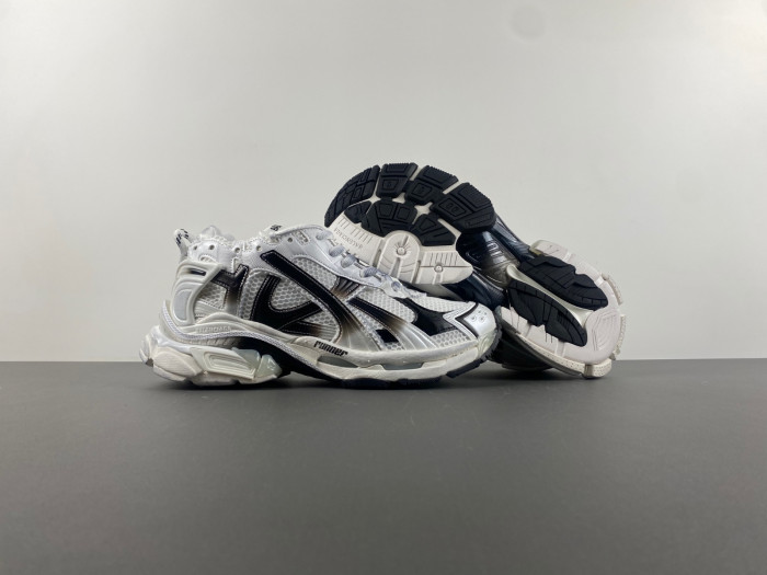 Ba*len*cia*ga runner sneaker wrung-9010