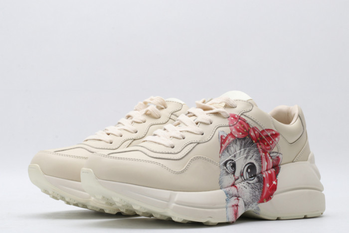 G*u*i* rhyton sneaker