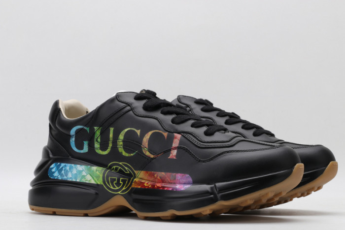 G*u*i* rhyton sneaker