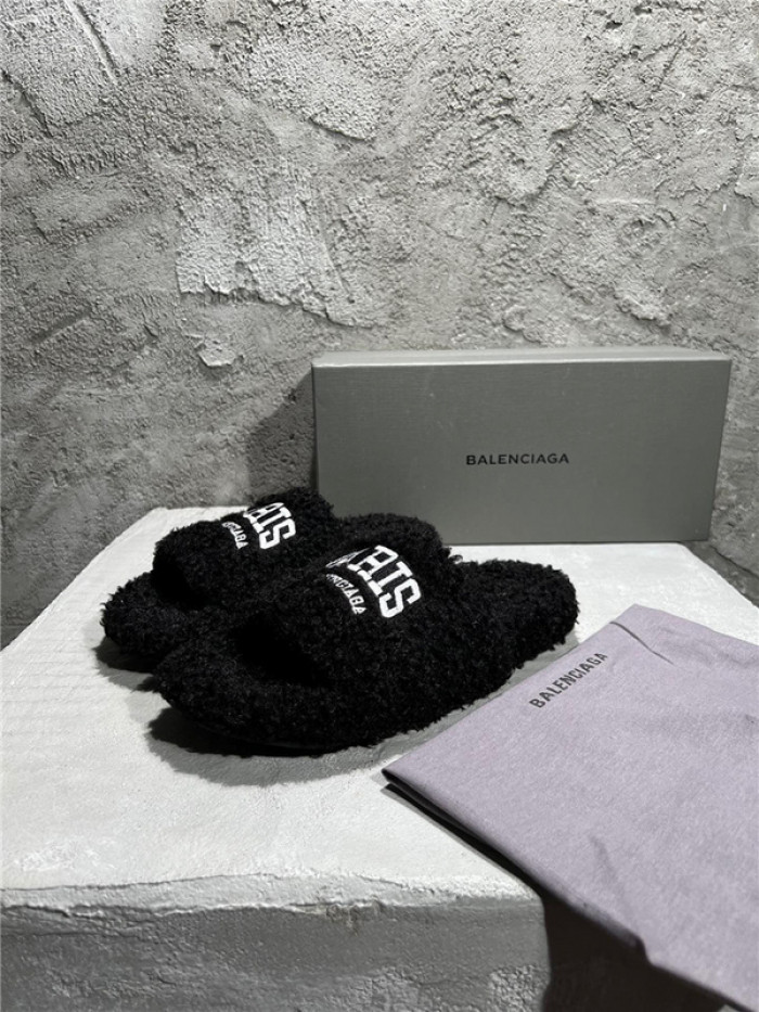 balenciag* sandal bs49