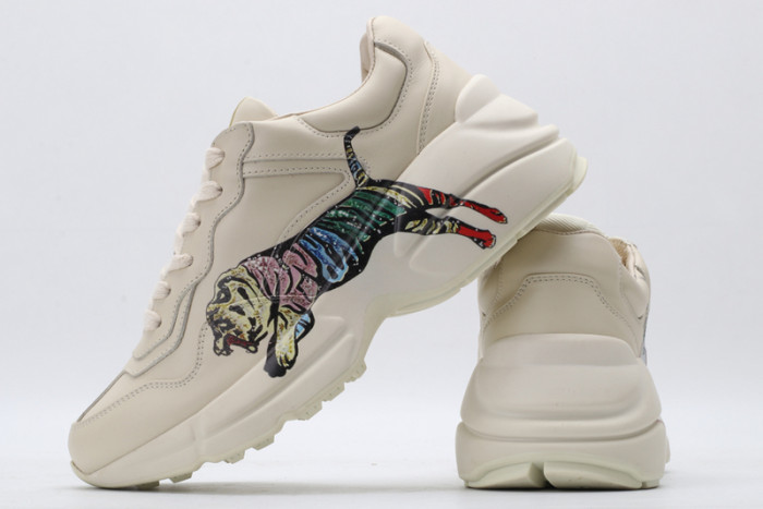 G*u*i* rhyton sneaker