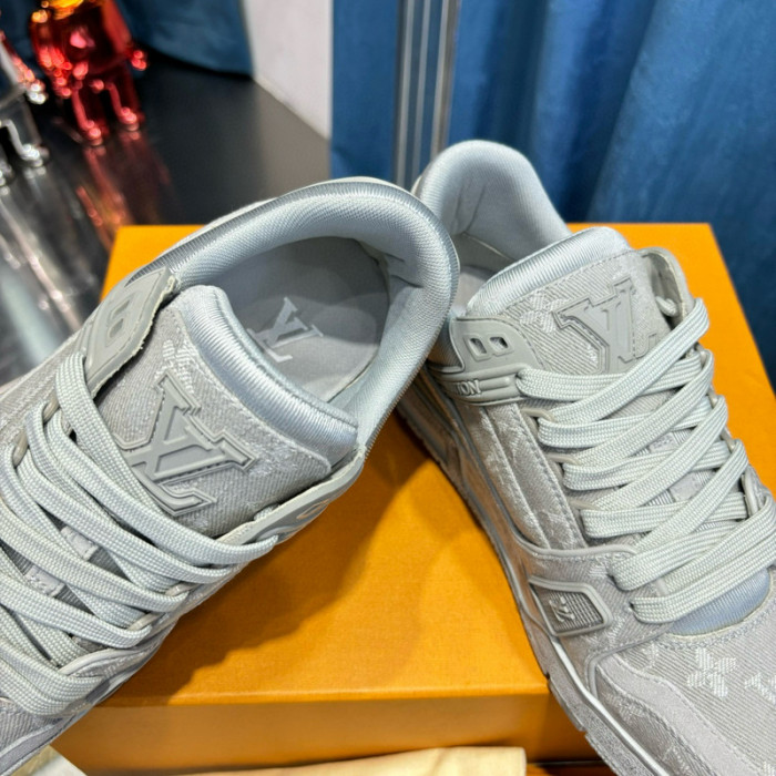 lv snekaers l0000193