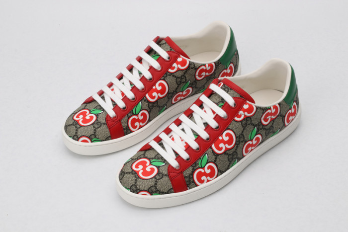 G*u*i* ace sneaker
